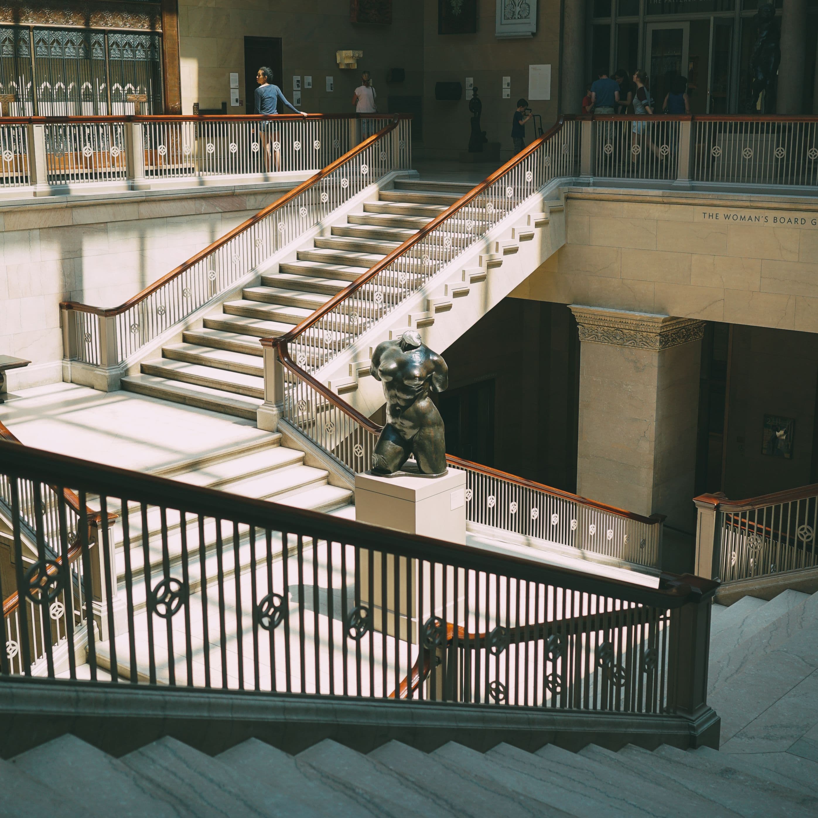 Escaliers métalliques